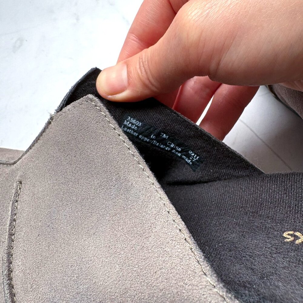 Clarks Mules Unique Design - Picture 7 of 7